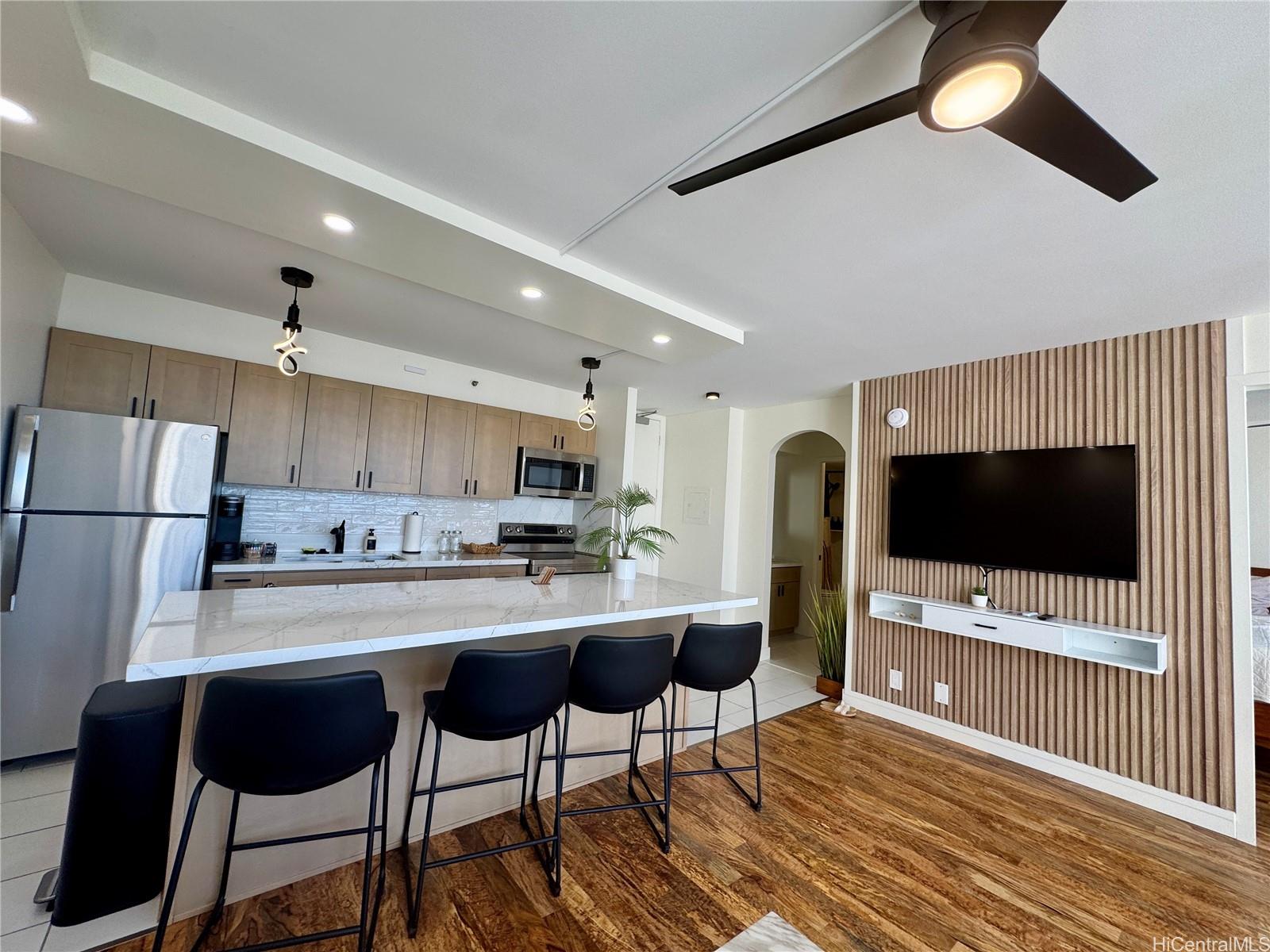 201 Ohua Avenue  Unit 3708