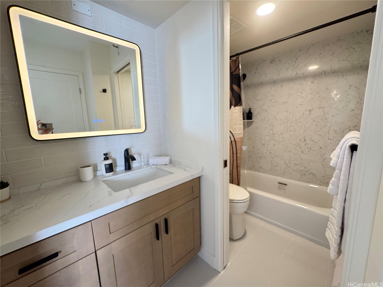 201 Ohua Avenue  Unit 3708