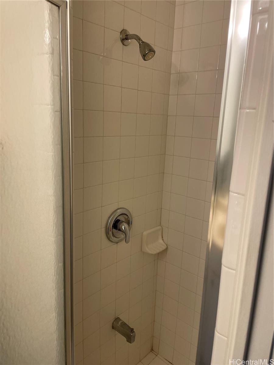 2488 Kapiolani Boulevard  Unit 604