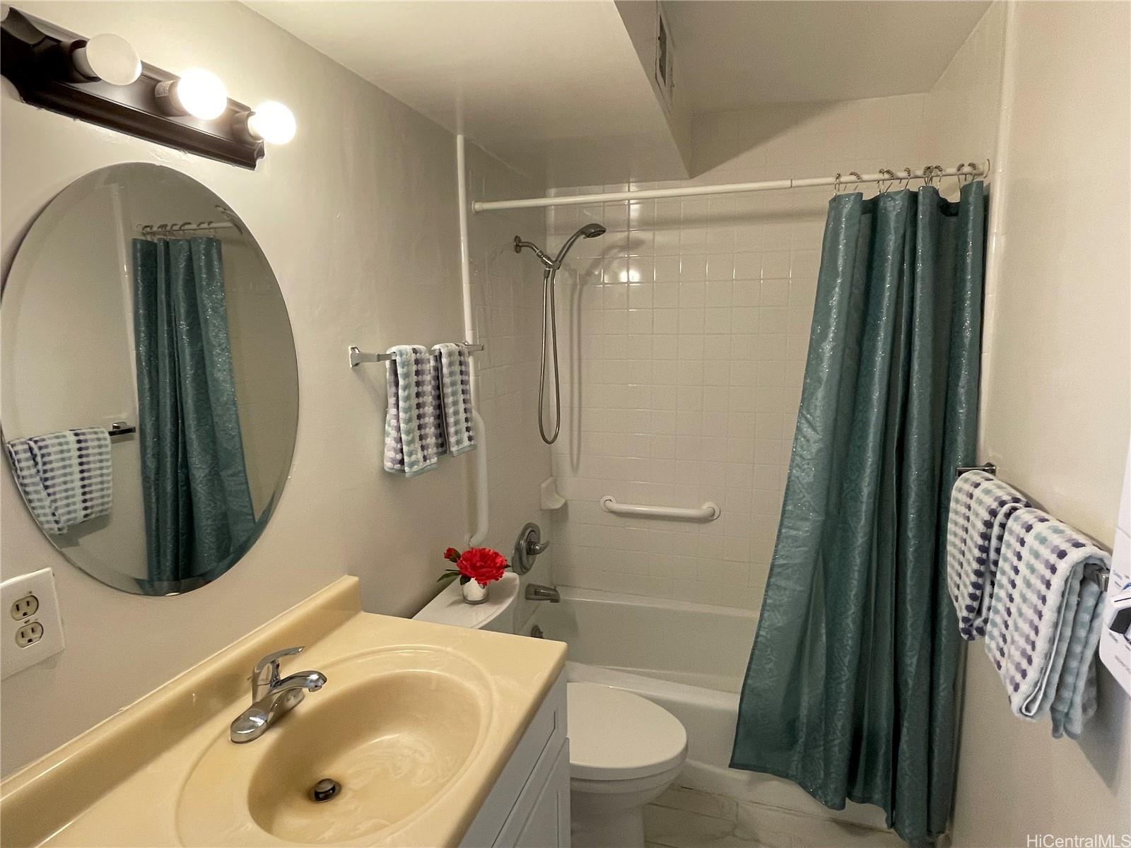 2488 Kapiolani Boulevard  Unit 604