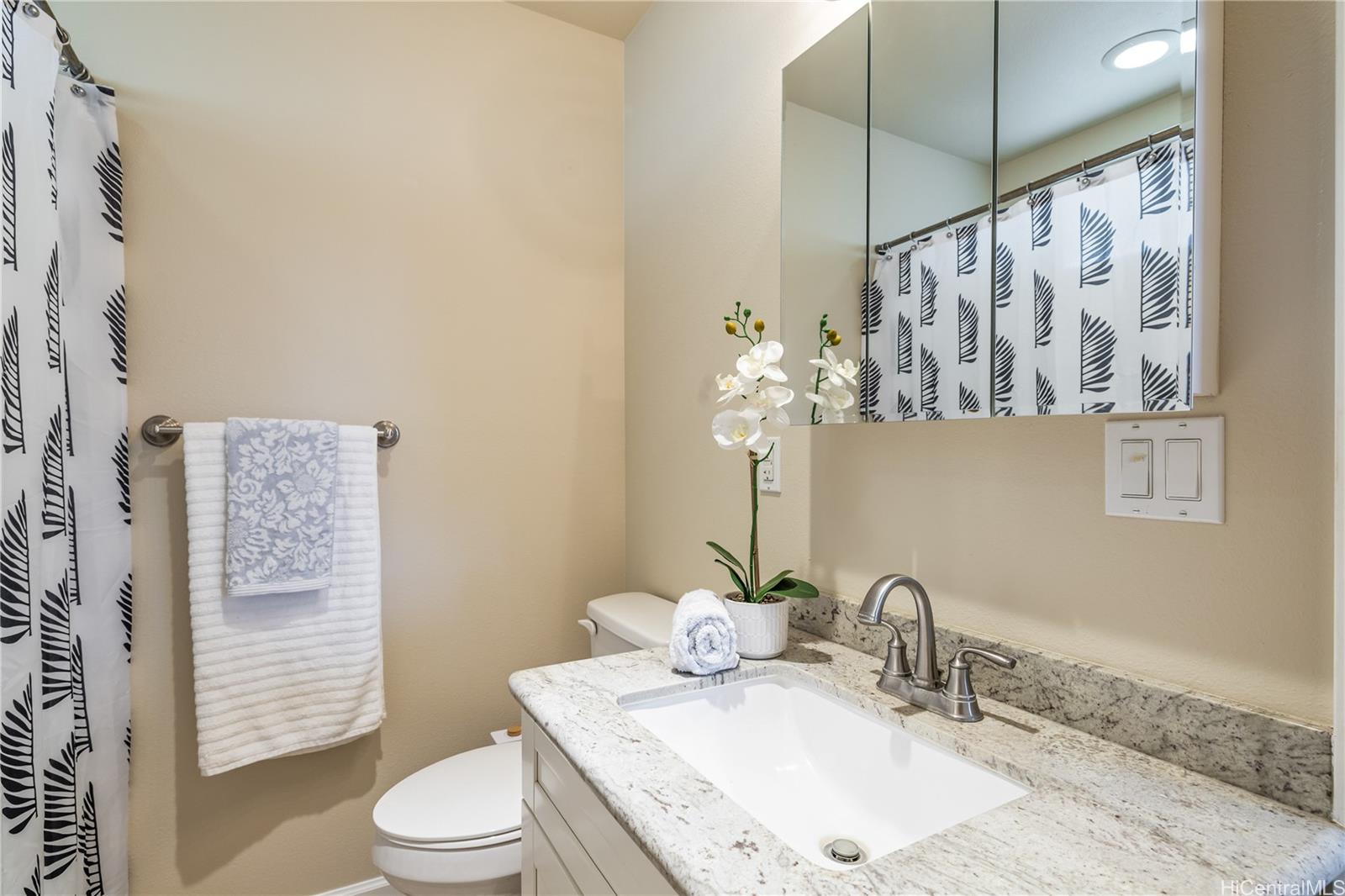 66-912 Kamakahala Street  Unit 2