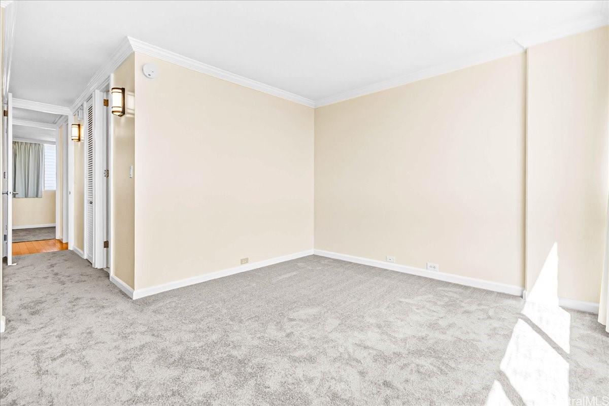 Photo 8 of 25