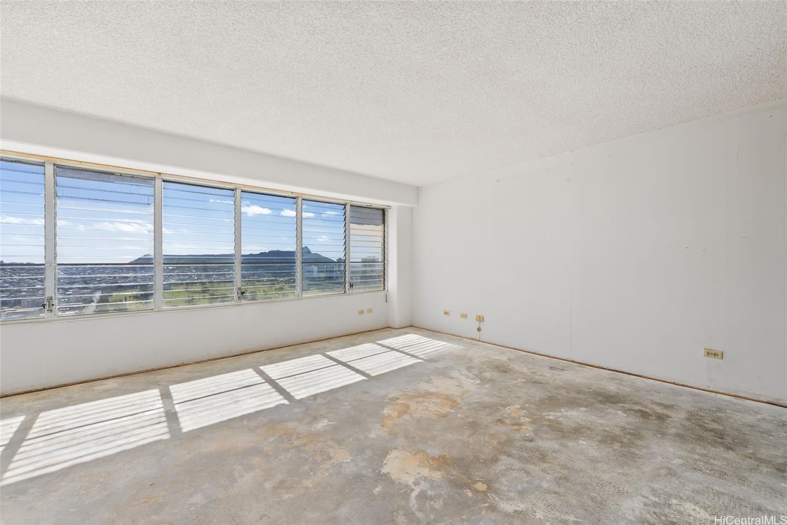 2525 Date Street  Unit 3402