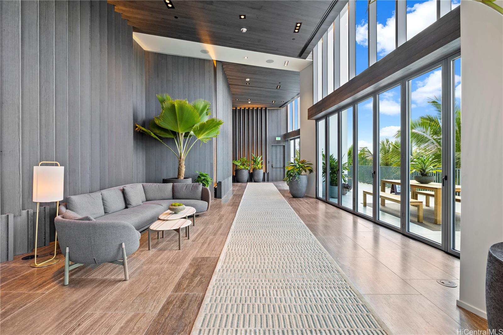 1000 Auahi Street  Unit 633