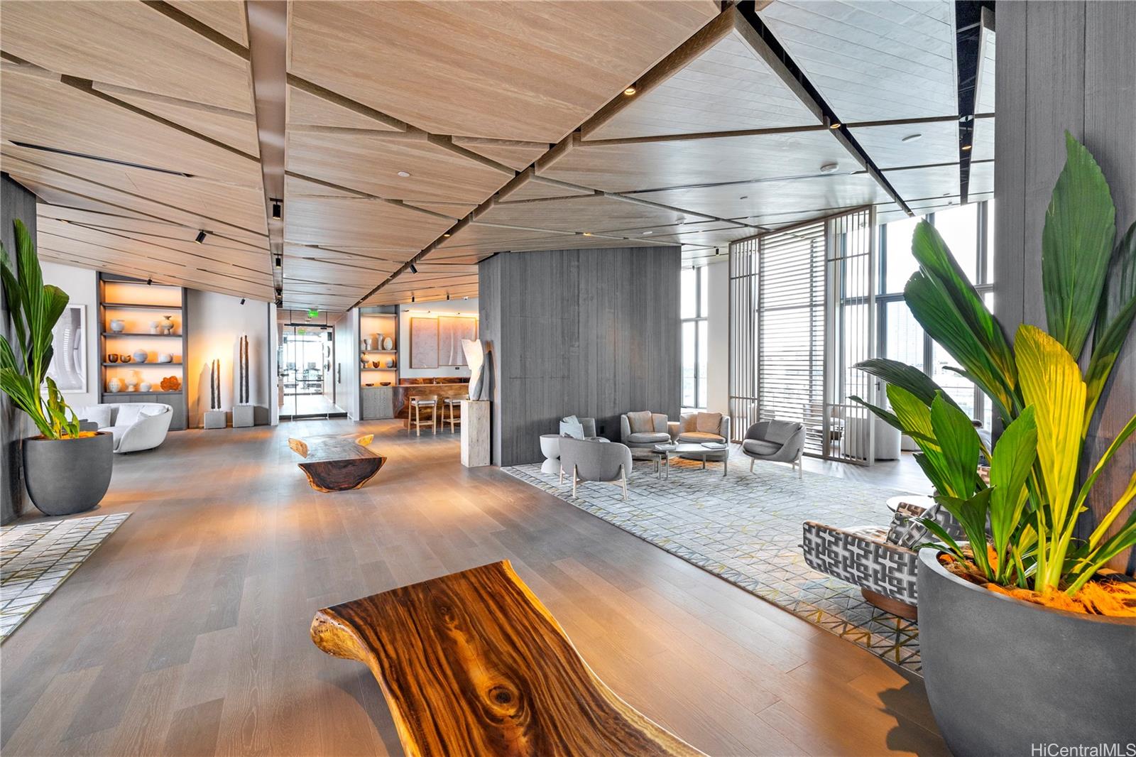 1000 Auahi Street  Unit 633