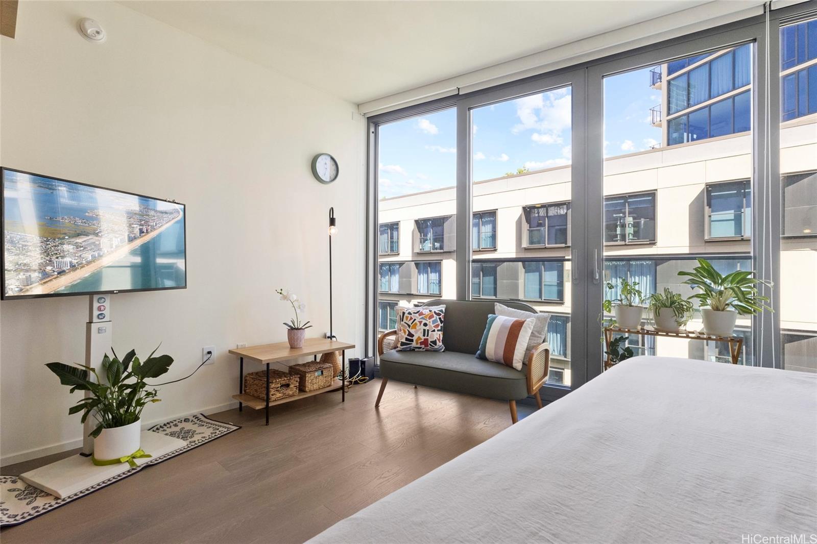 1000 Auahi Street  Unit 633