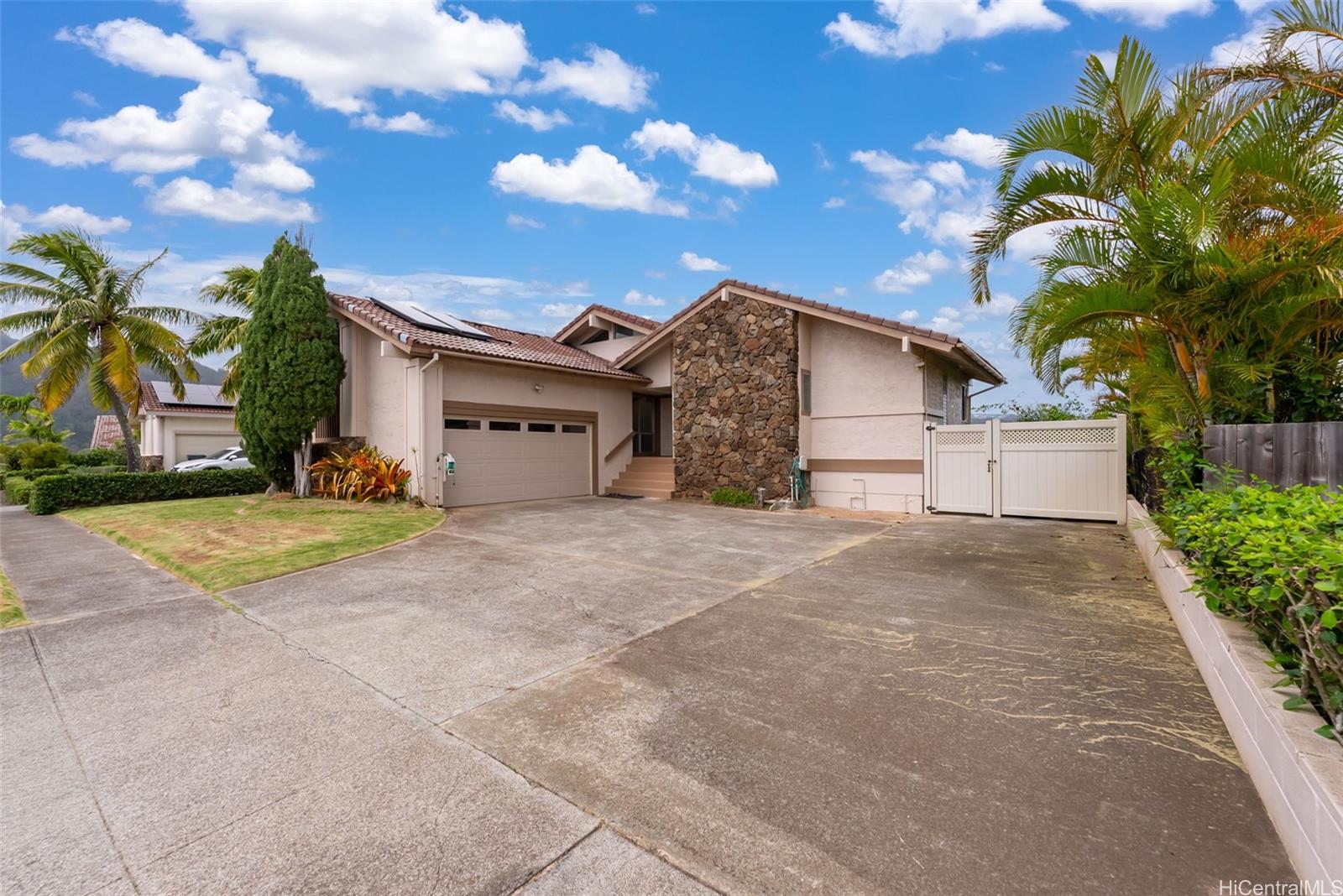 1059 Kaumoku Street