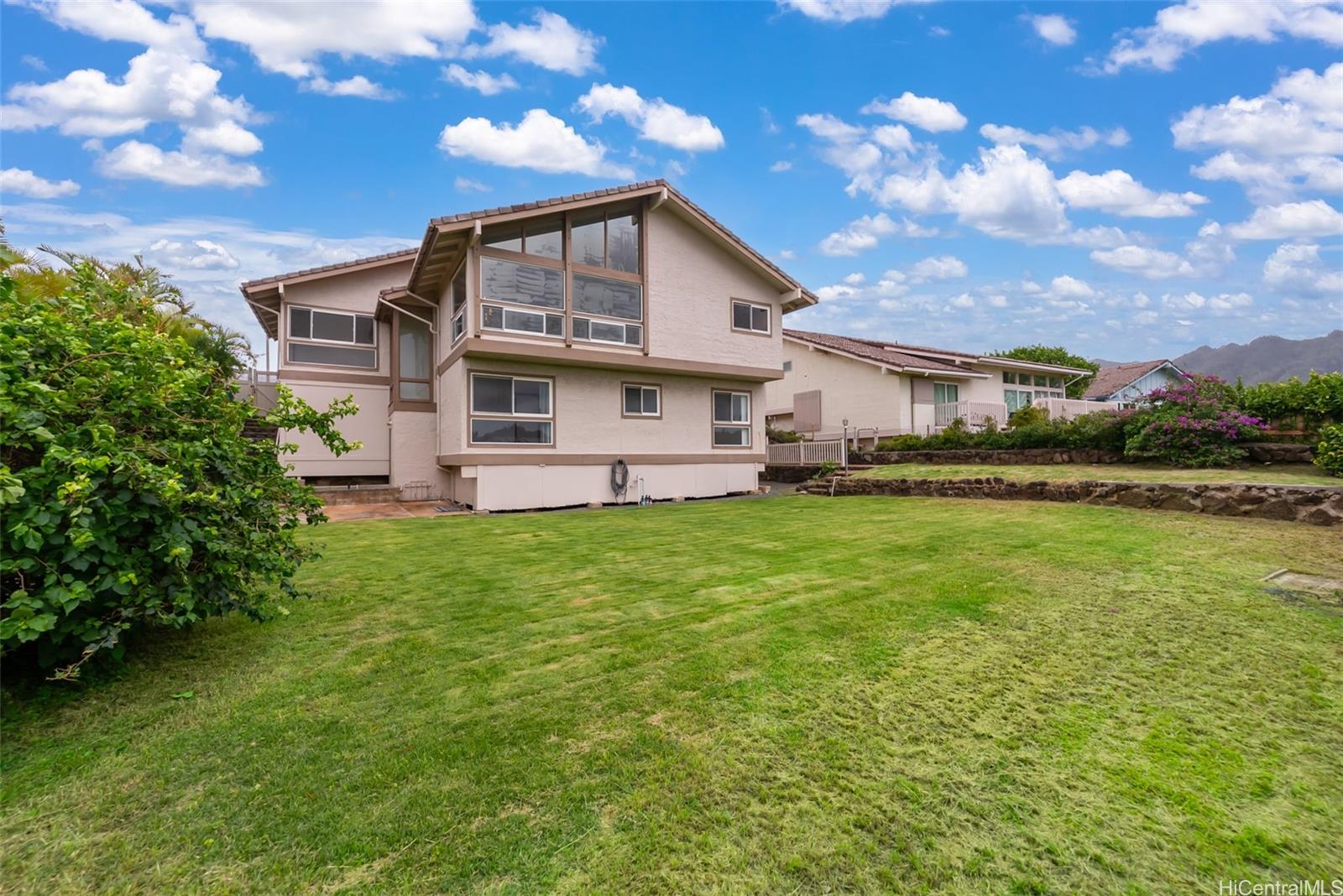 1059 Kaumoku Street