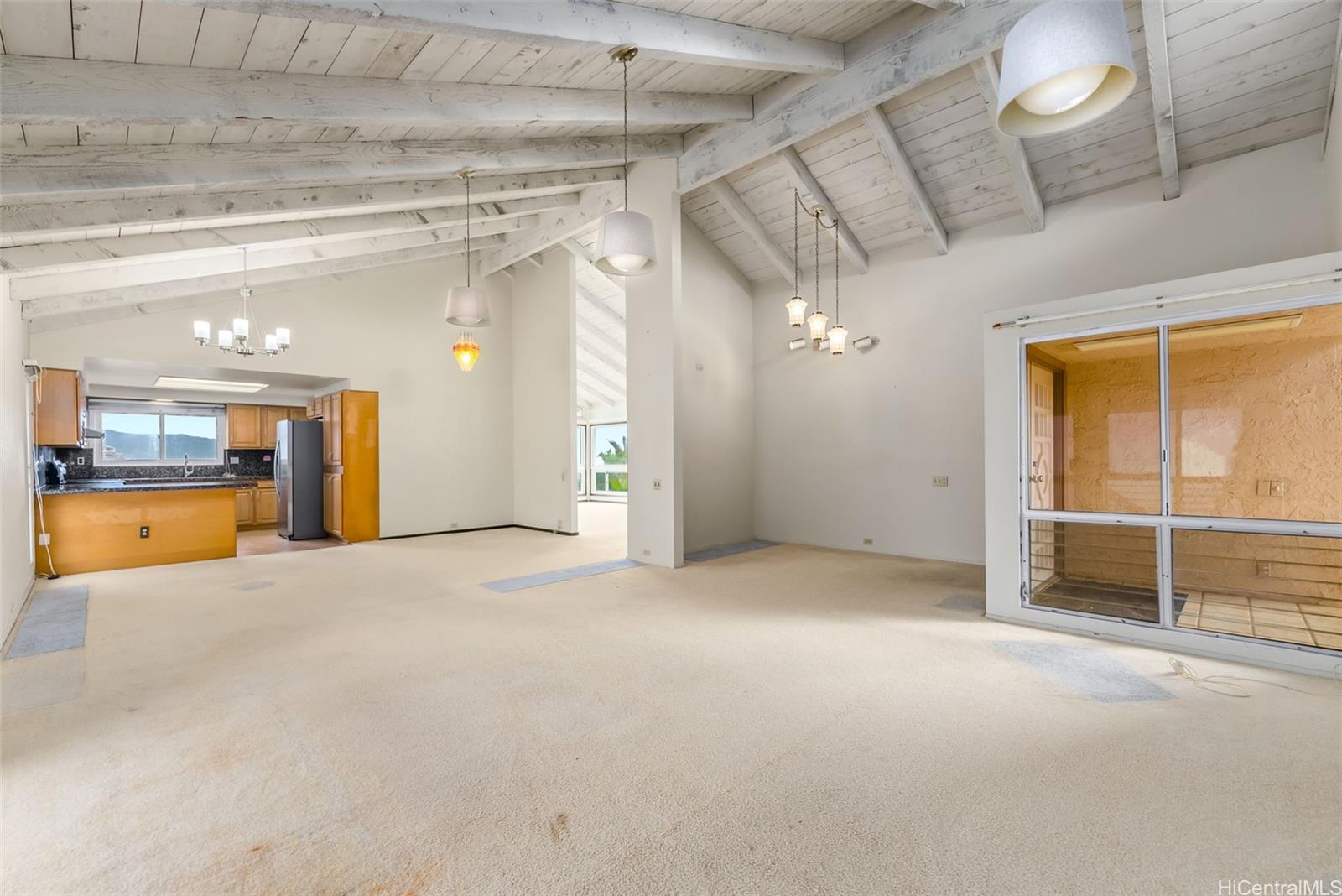 1059 Kaumoku Street