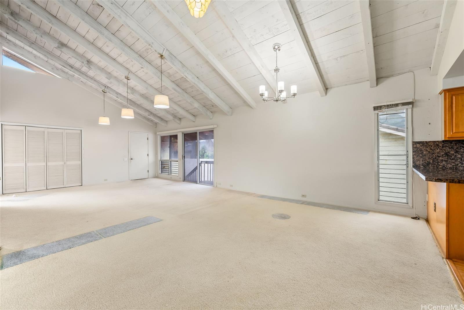 1059 Kaumoku Street