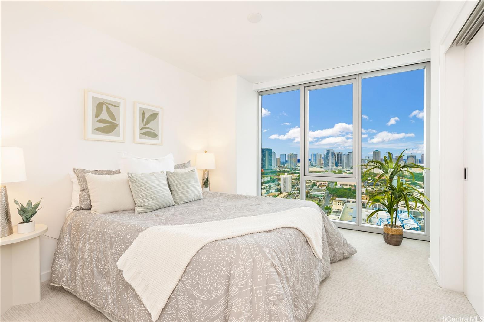 1500 Rycroft Street  Unit 2412R
