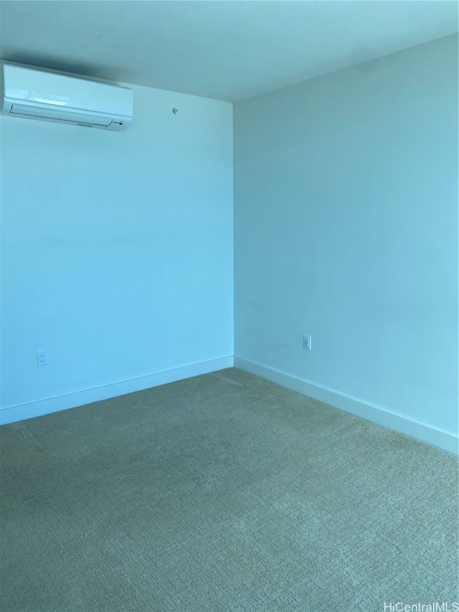 Photo 12 of 21