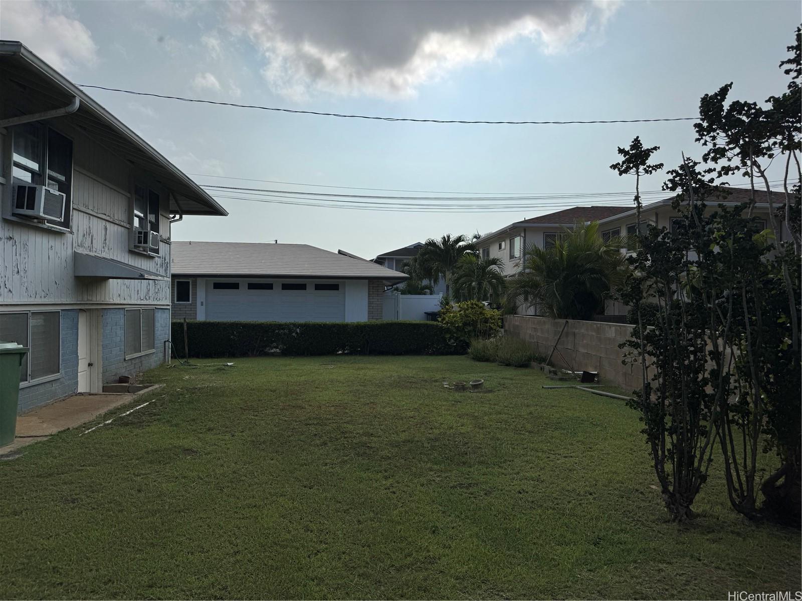 Photo 8 of 12