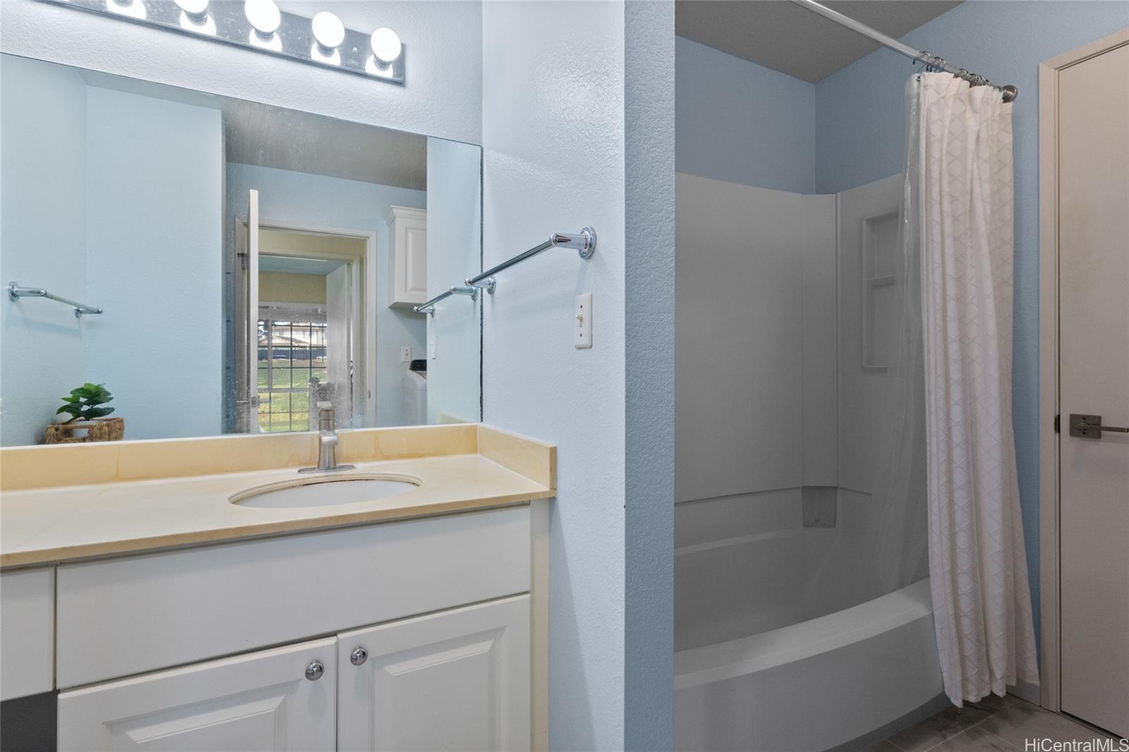 94-1348 Kulewa Loop  Unit 7U