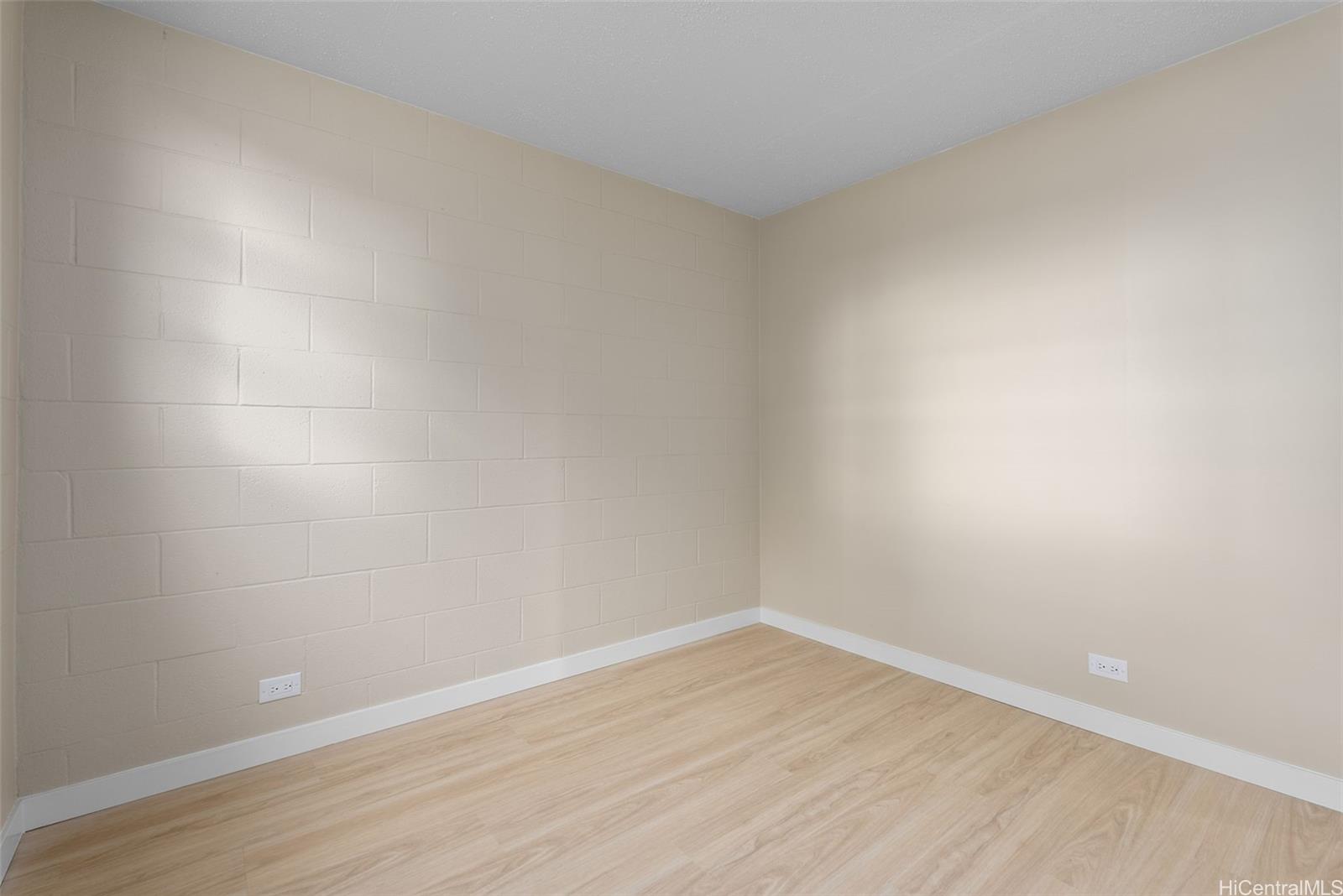 98 1030 Moanalua Road  Unit 5-201