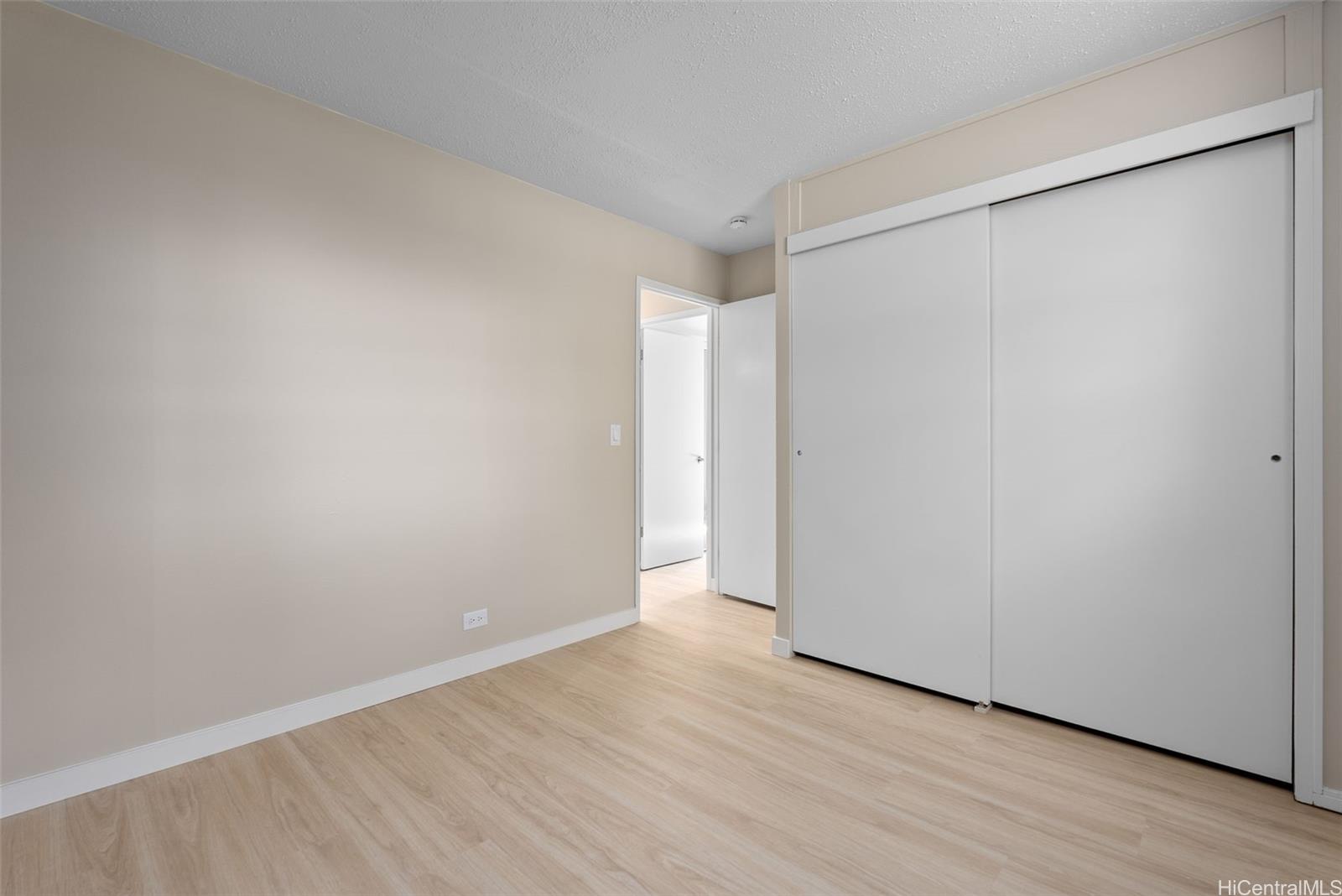 98 1030 Moanalua Road  Unit 5-201