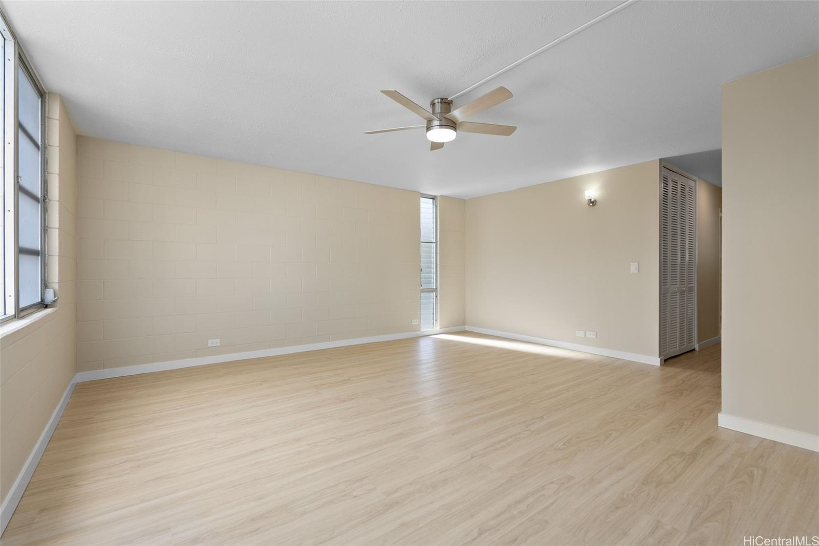98 1030 Moanalua Road  Unit 5-201