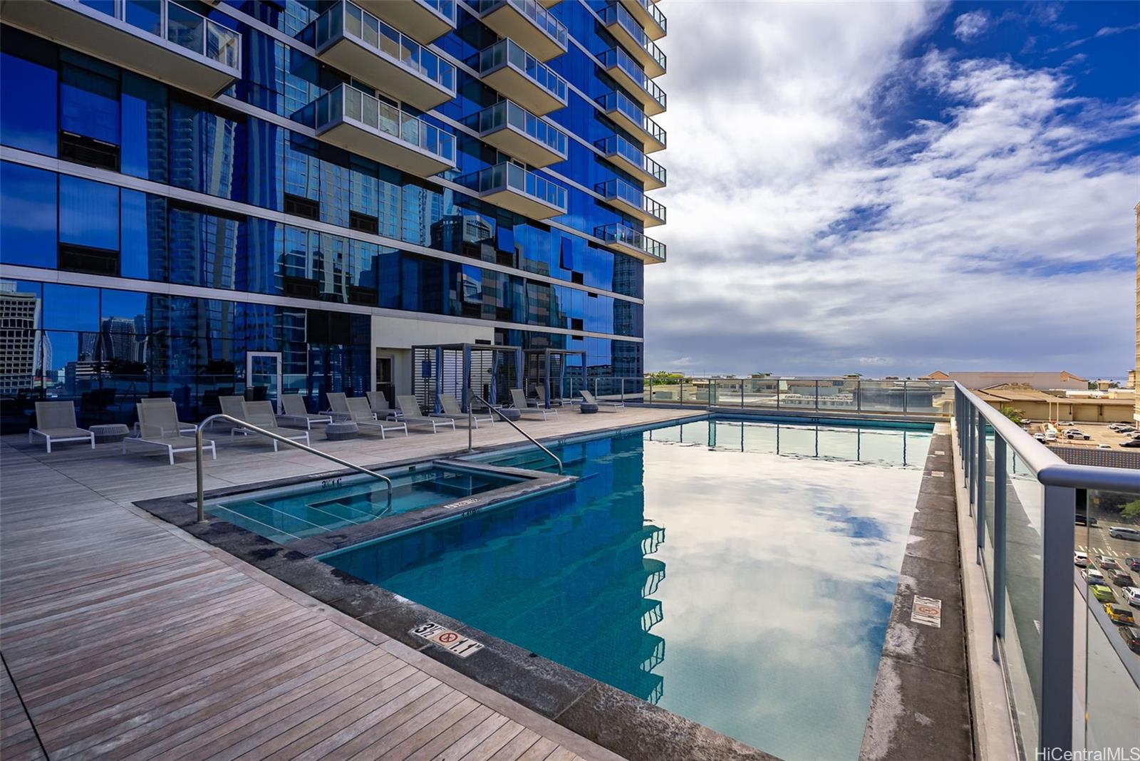 629 Keeaumoku Street  Unit 2009