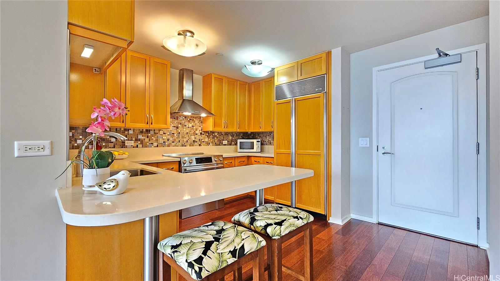 1288 Kapiolani Boulevard  Unit I-PH9 (#4809)