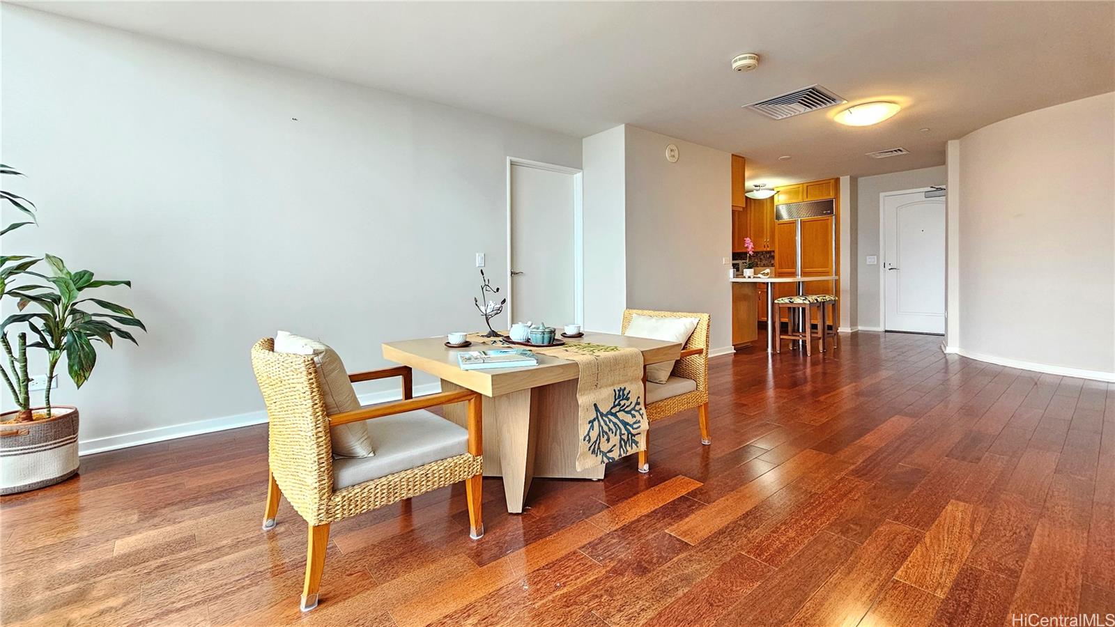 1288 Kapiolani Boulevard  Unit I-PH9 (#4809)