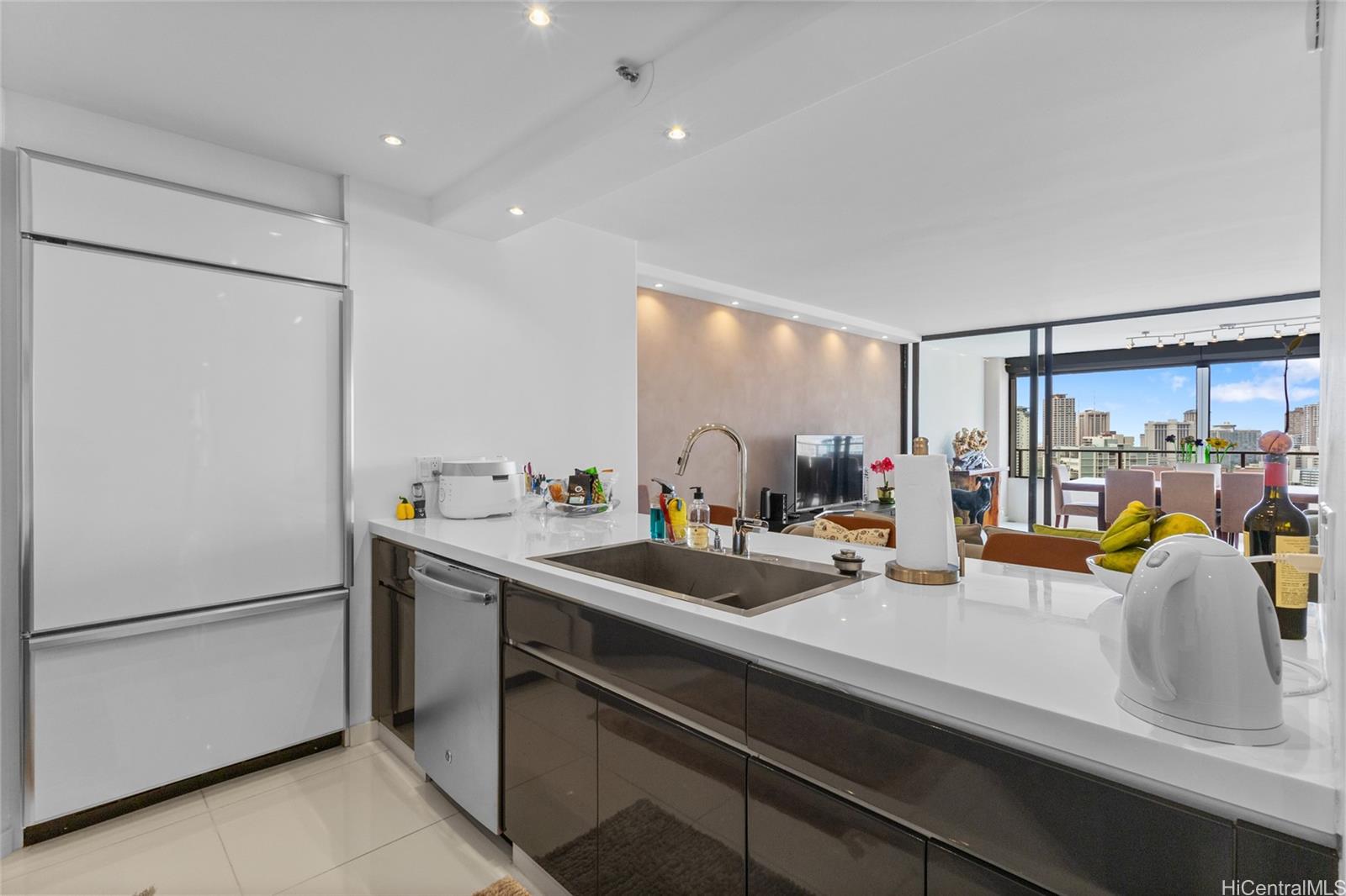 583 Kamoku Street  Unit DH/2807