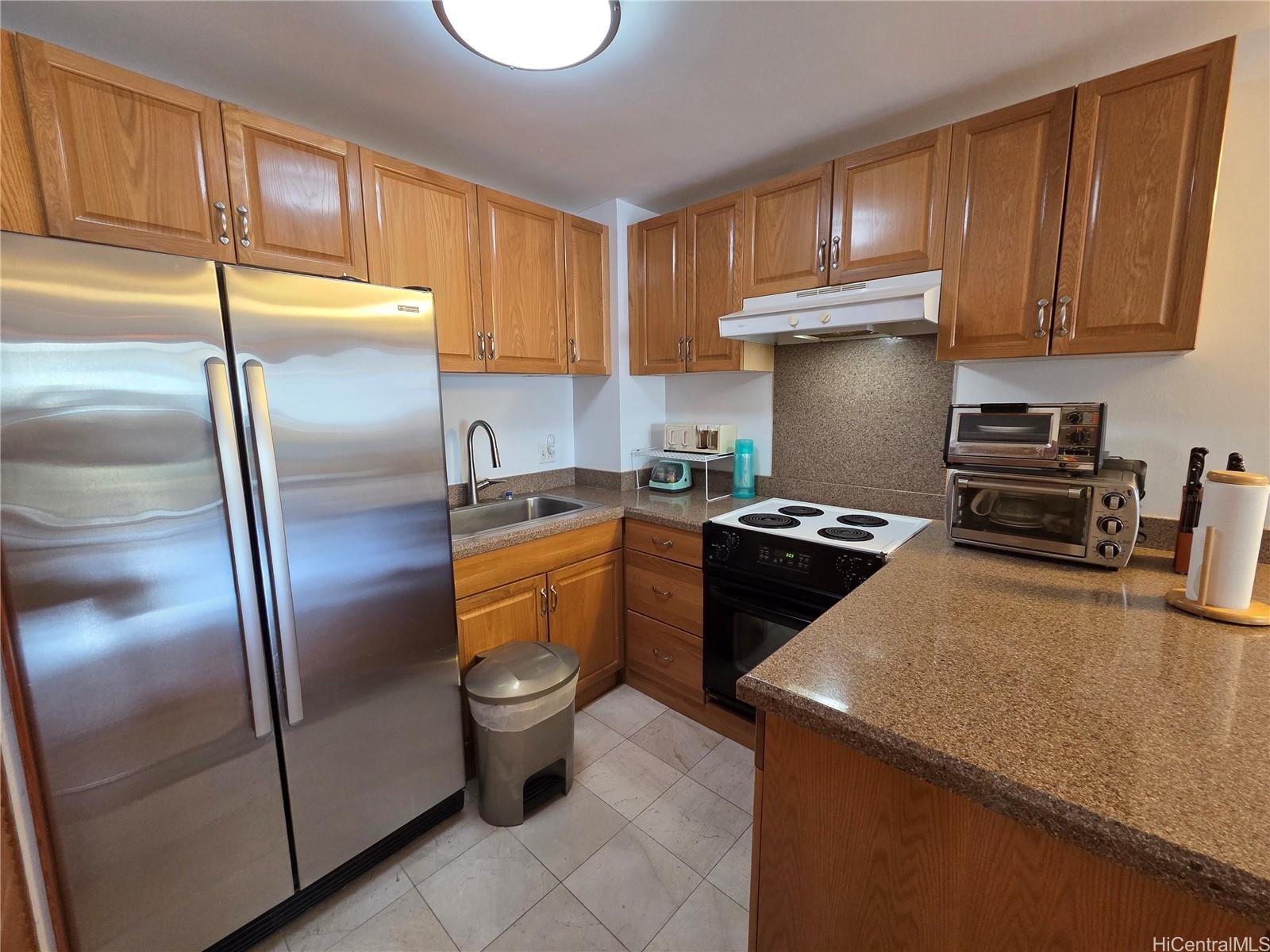 2474 Kapiolani Boulevard  Unit 504