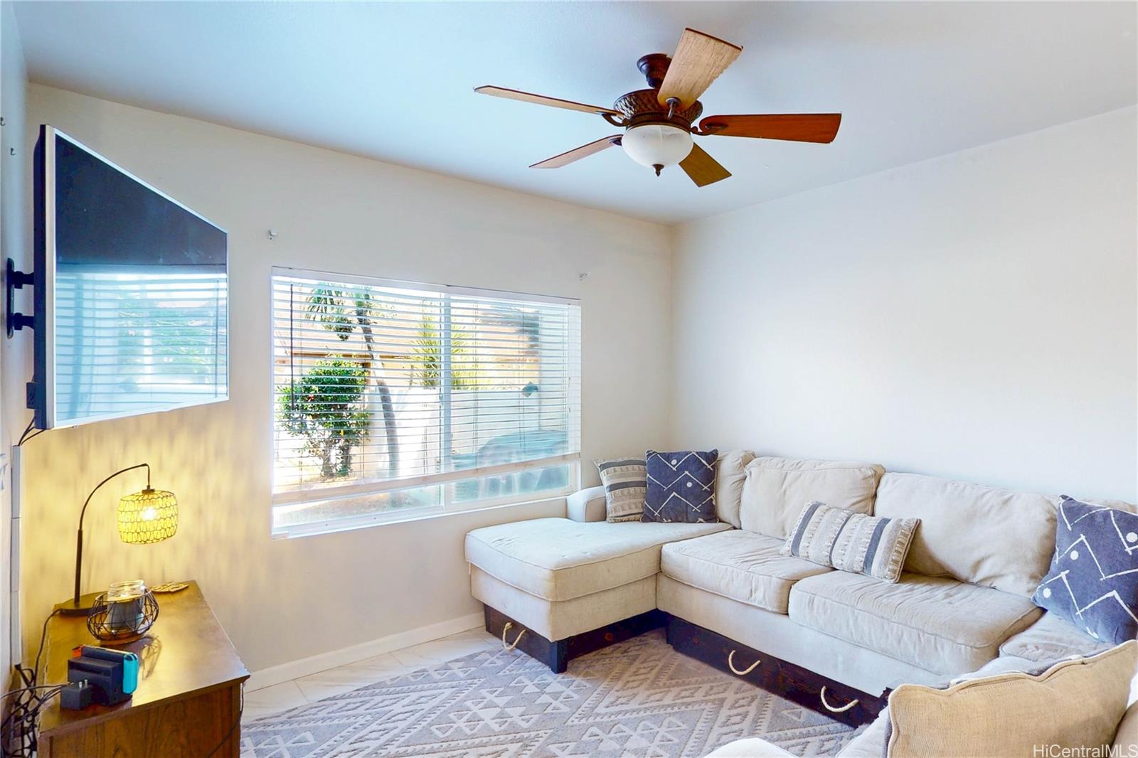 91-1026 Kaimalie Street  Unit Q2
