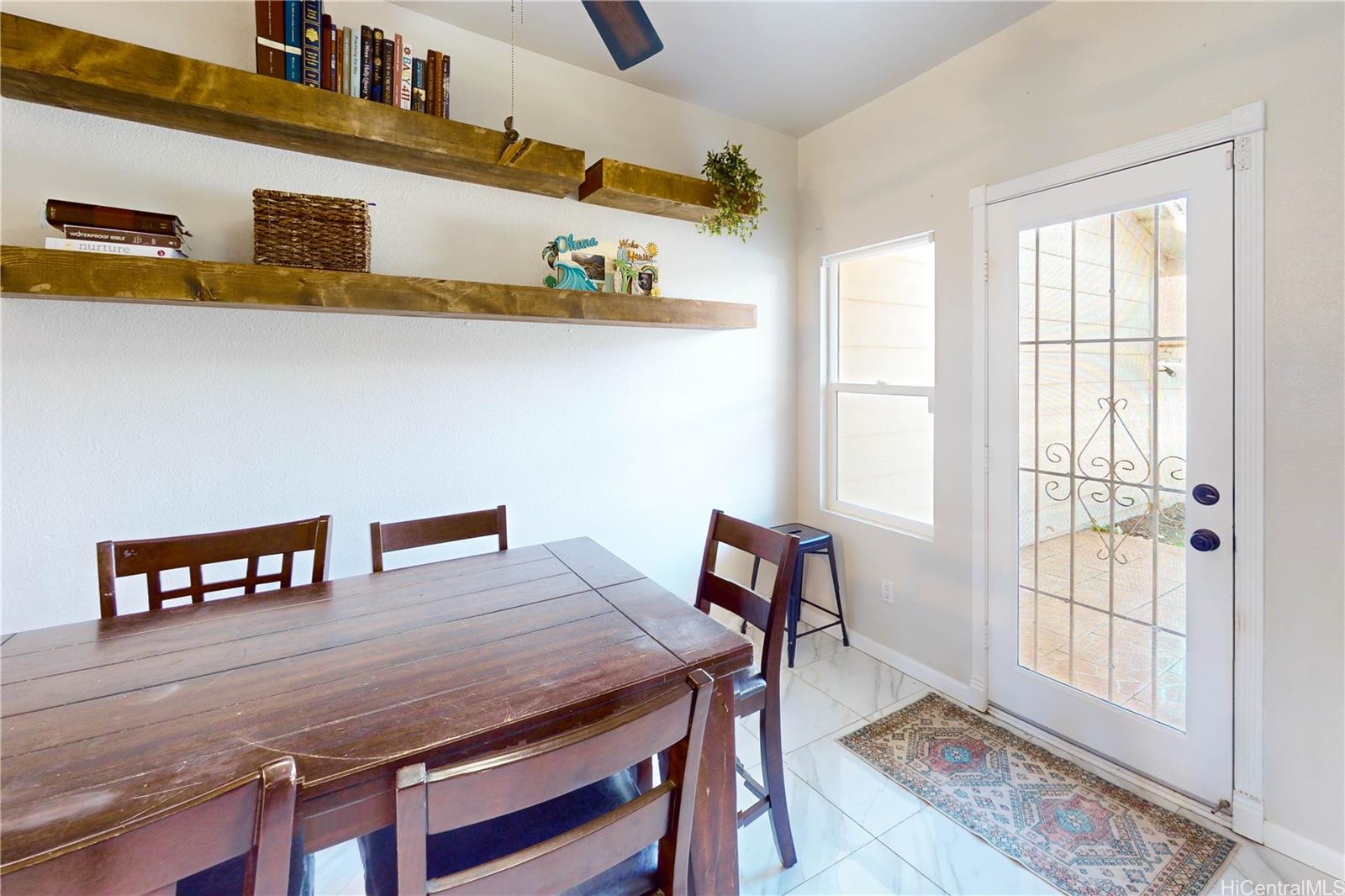 91-1026 Kaimalie Street  Unit Q2