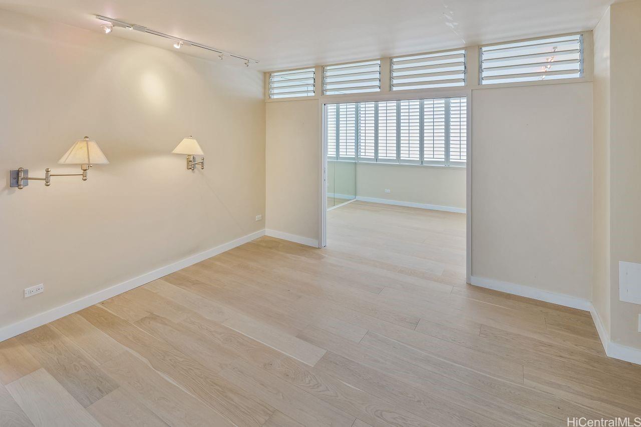3003 Kalakaua Avenue  Unit 7B
