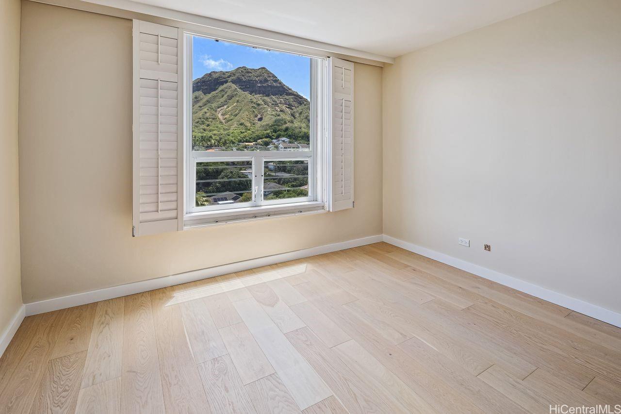 3003 Kalakaua Avenue  Unit 7B