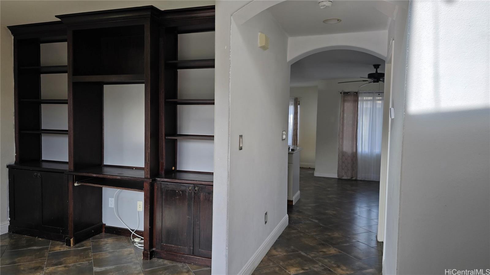 91-6504 Kapolei Parkway 91-6504 Kapolei Parkway