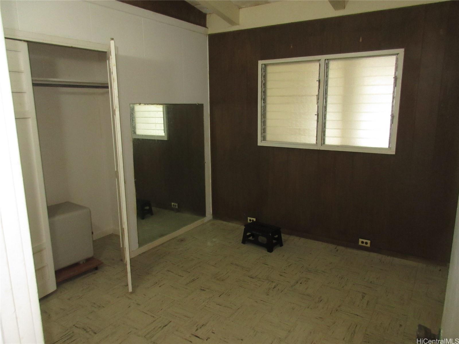 Photo 19 of 21