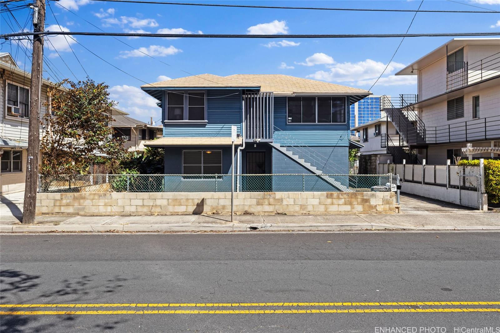1142 Kamaile Street