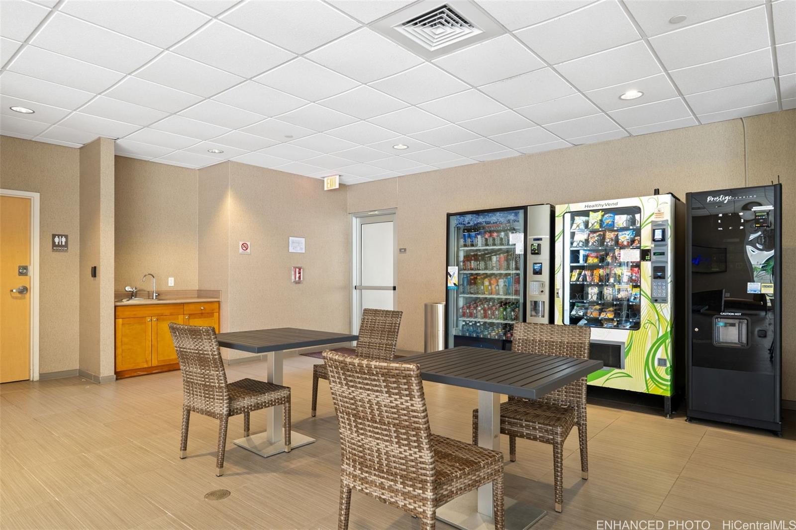 801 South Street  Unit 526
