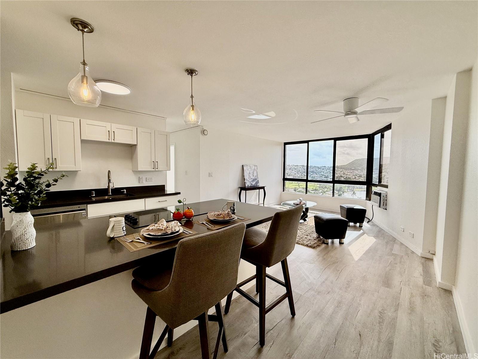 320 Liliuokalani Avenue  Unit 1603