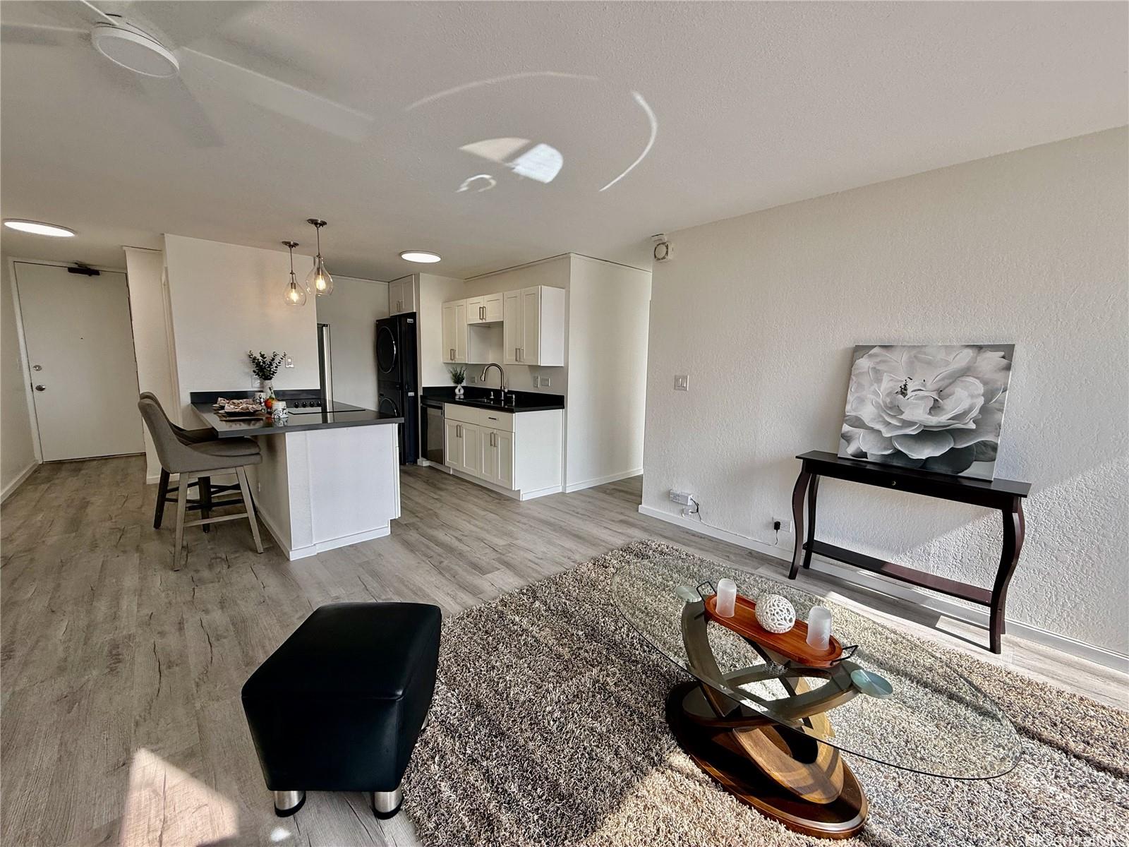 320 Liliuokalani Avenue  Unit 1603