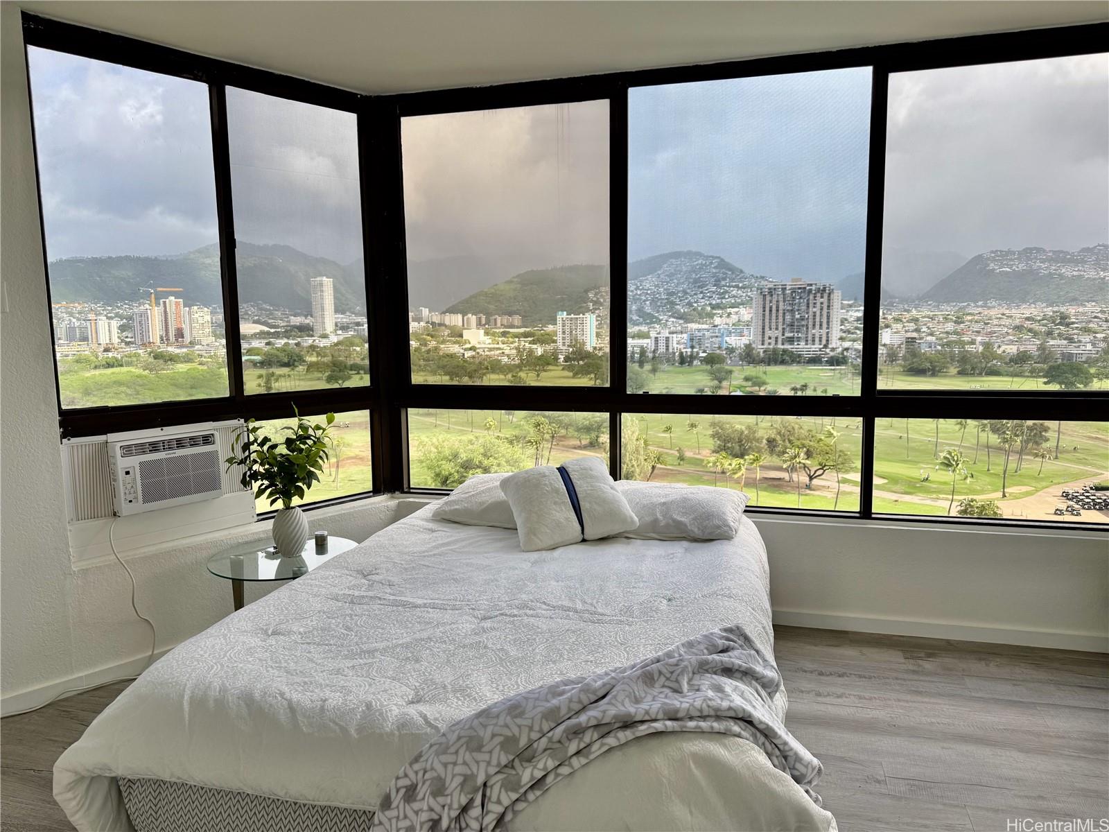 320 Liliuokalani Avenue  Unit 1603