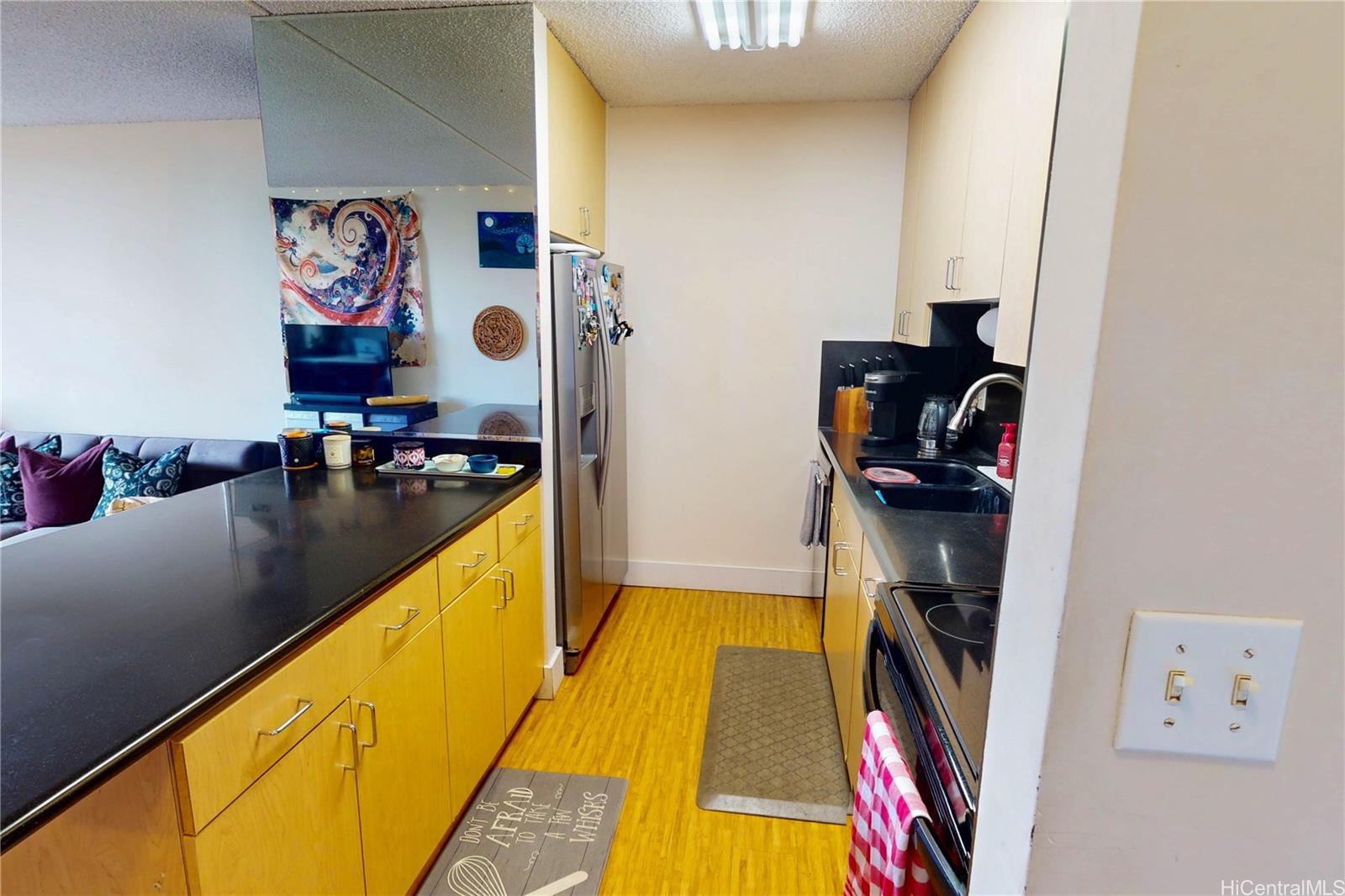 411 Hobron Lane  Unit 1512