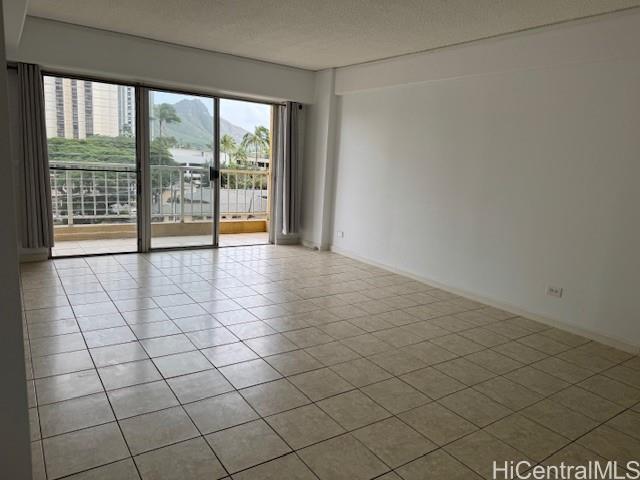 Photo 2 of 25
