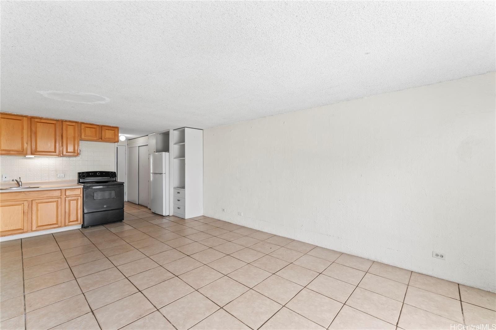 85-175 Farrington Highway  Unit C221