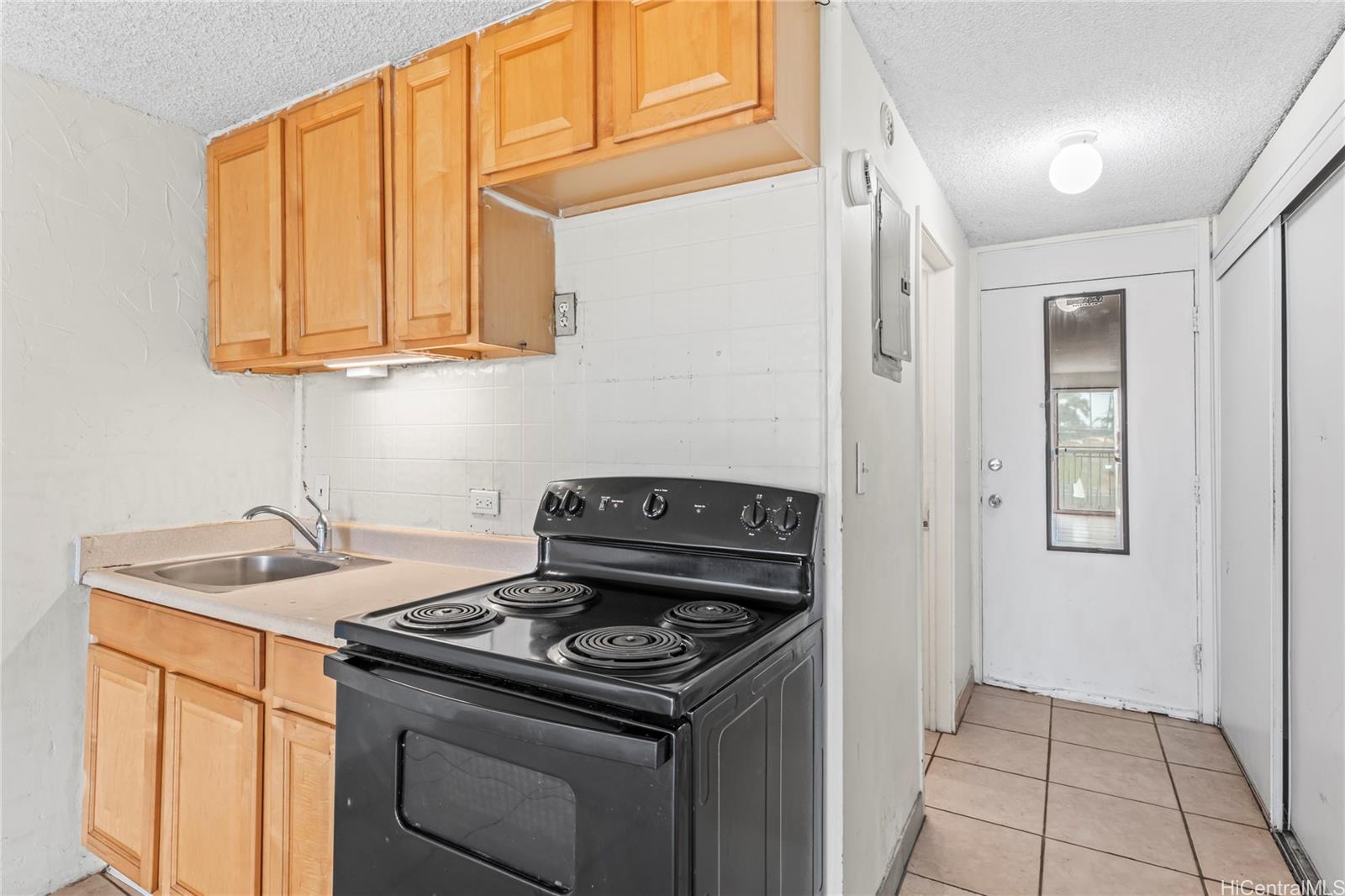 85-175 Farrington Highway  Unit C221