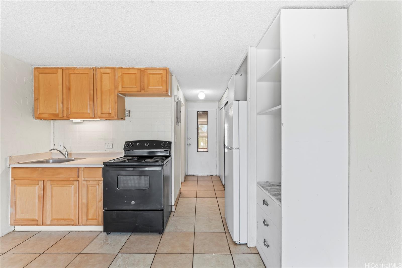 85-175 Farrington Highway  Unit C221