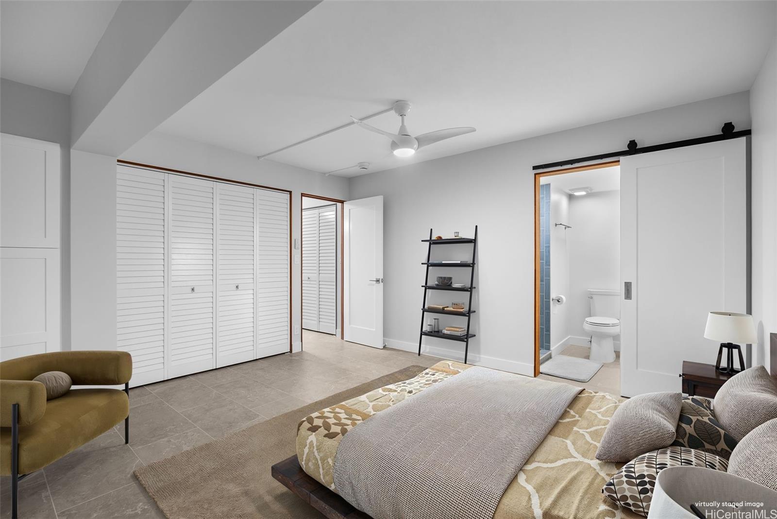 3015 Kalakaua Avenue  Unit 201