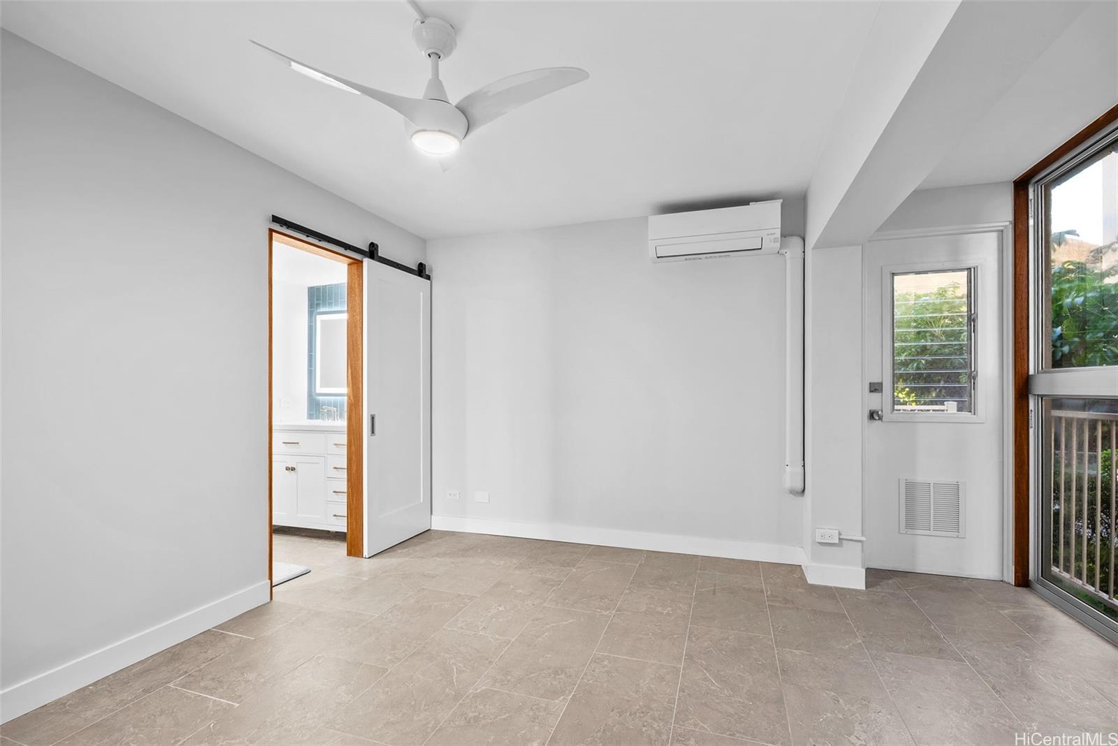 3015 Kalakaua Avenue  Unit 201