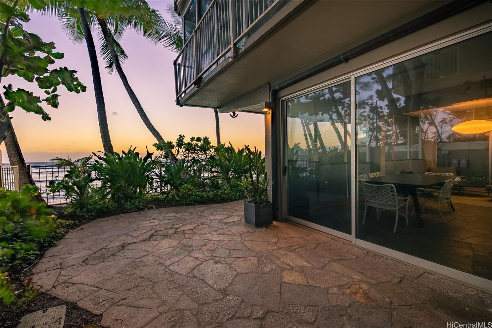 3015 Kalakaua Avenue  Unit 201