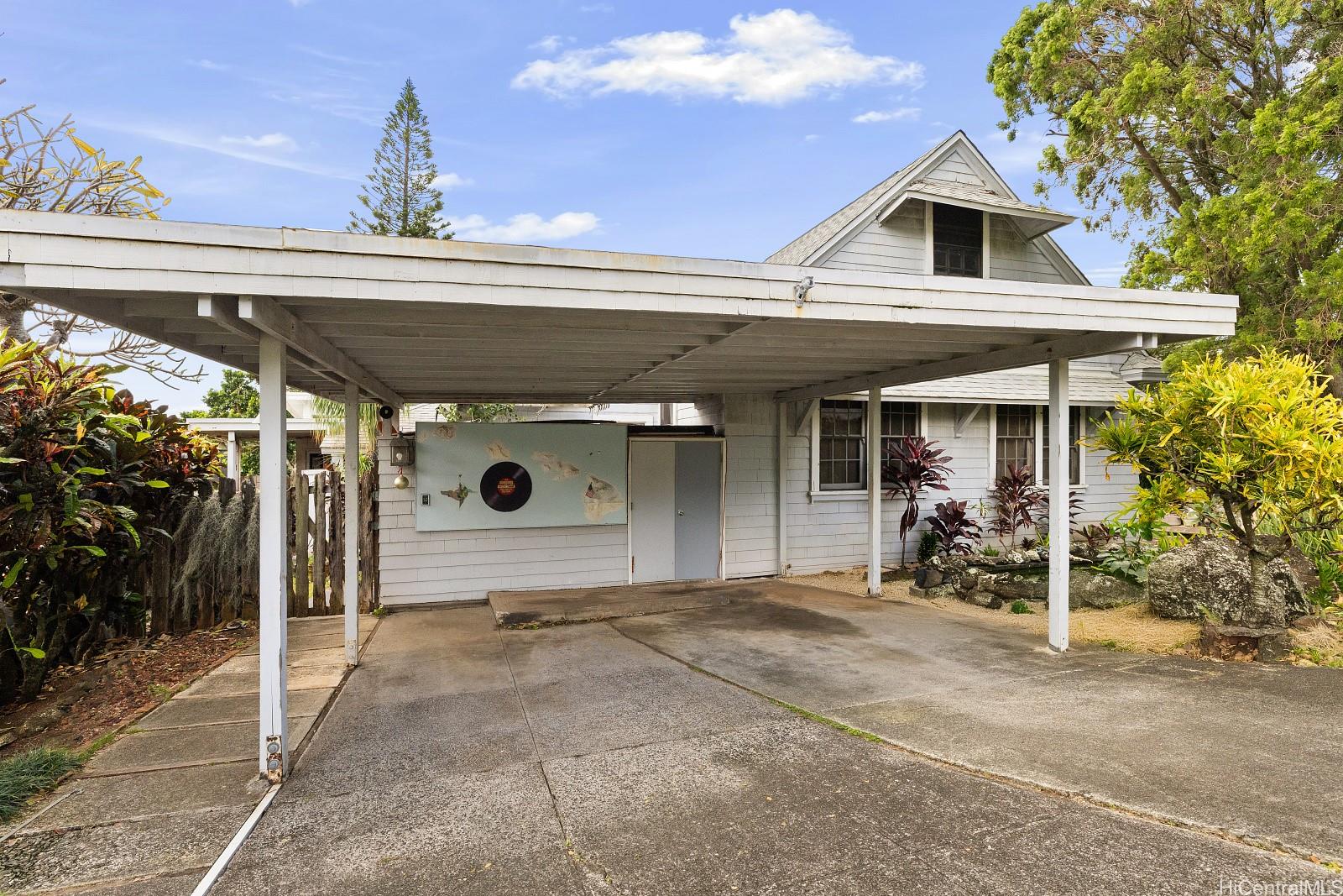 2519 Malama Place