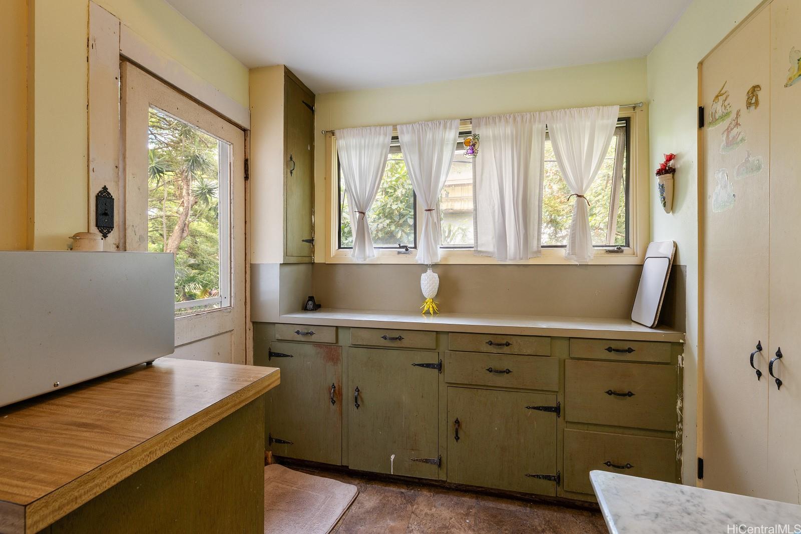 2519 Malama Place