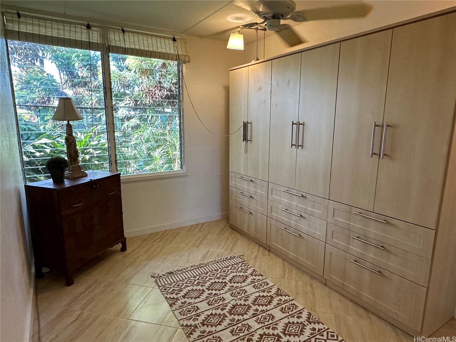 3824 Leahi Avenue  Unit 215