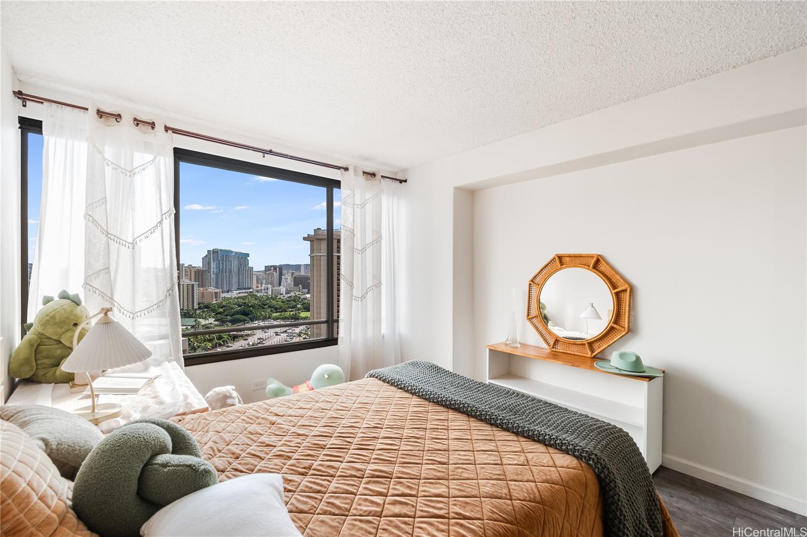 1778 Ala Moana Boulevard  Unit 2814