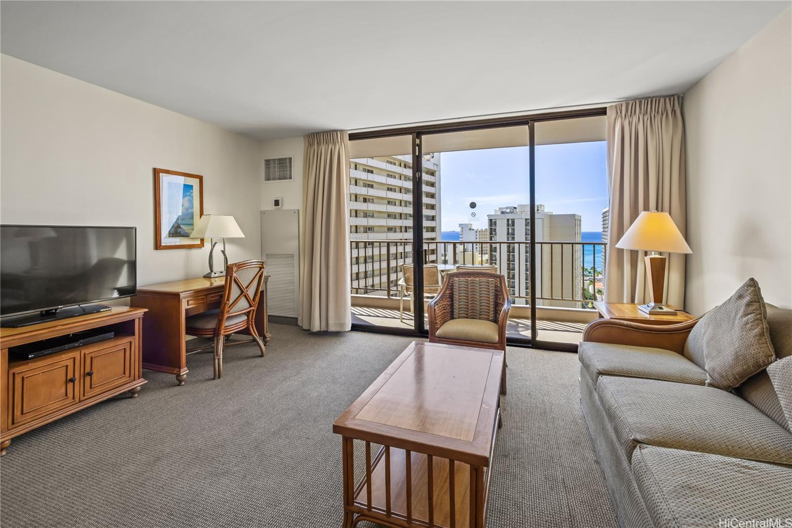 229 Paoakalani Avenue 2104 (NUC)